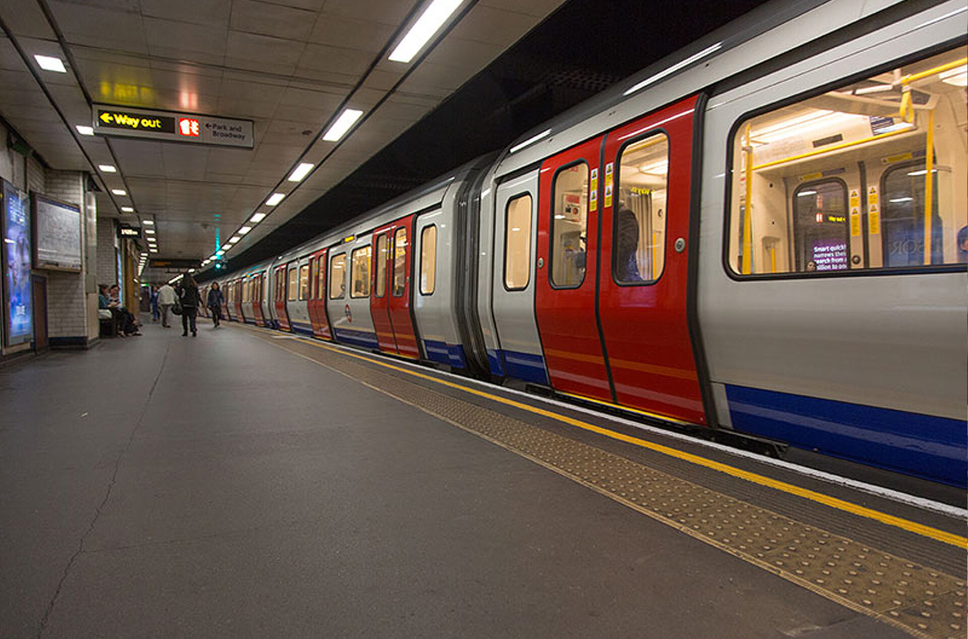 District & Circle Line Closure In August For Essential Track Renewals